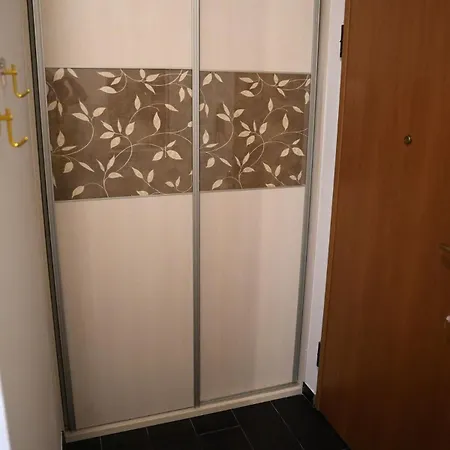 公寓 Emily Garden With Private Parking 斯普利特